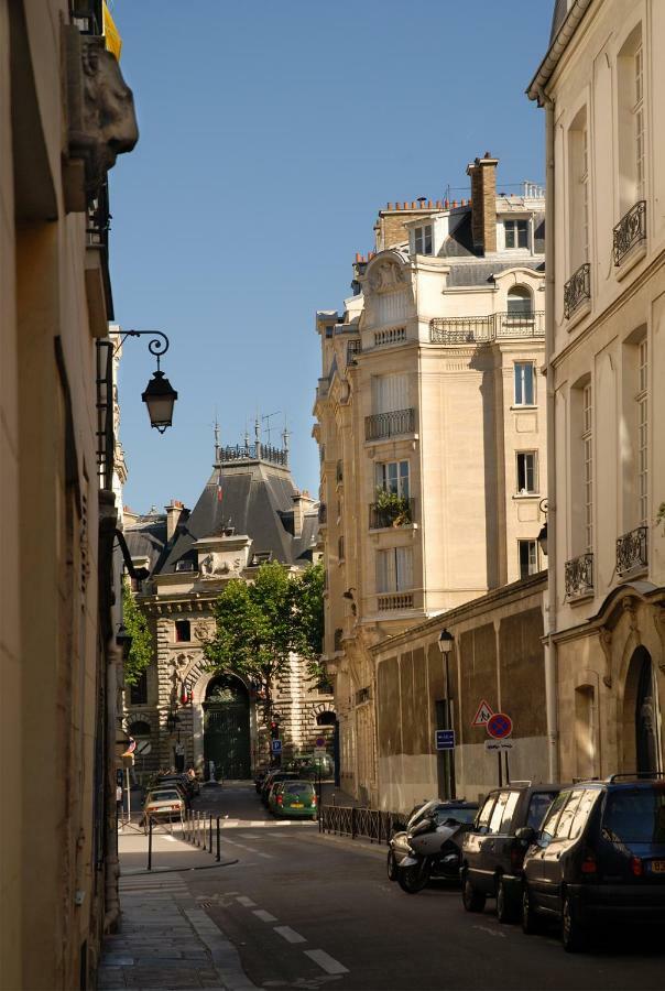 The Sleeping Lion Apartment Paris Exterior foto